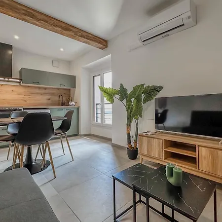 #io Le Victoria 12 * Grenoble